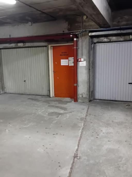 T2- 40 M2- Place Parking Souterrain -Fibre Limoges Kültér fotó